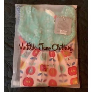 *NWT* *Original Bag* Matilda Jane 🍎 top.
